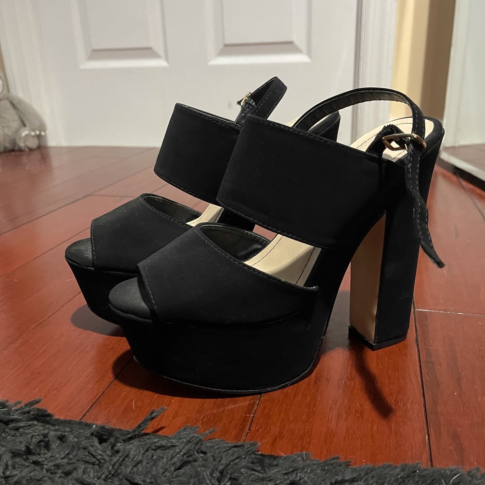 Black Rogue double strap thick platform thick heel